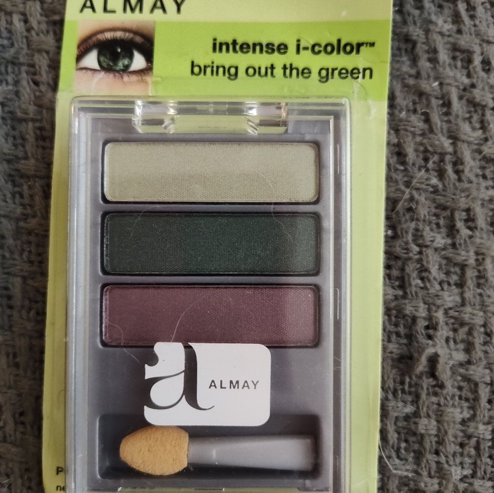 Make-up lip and eye bundle - Picture 5 of 12